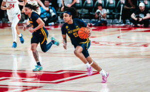 No. 18 WVU gets off to another fast start, blows out Houston